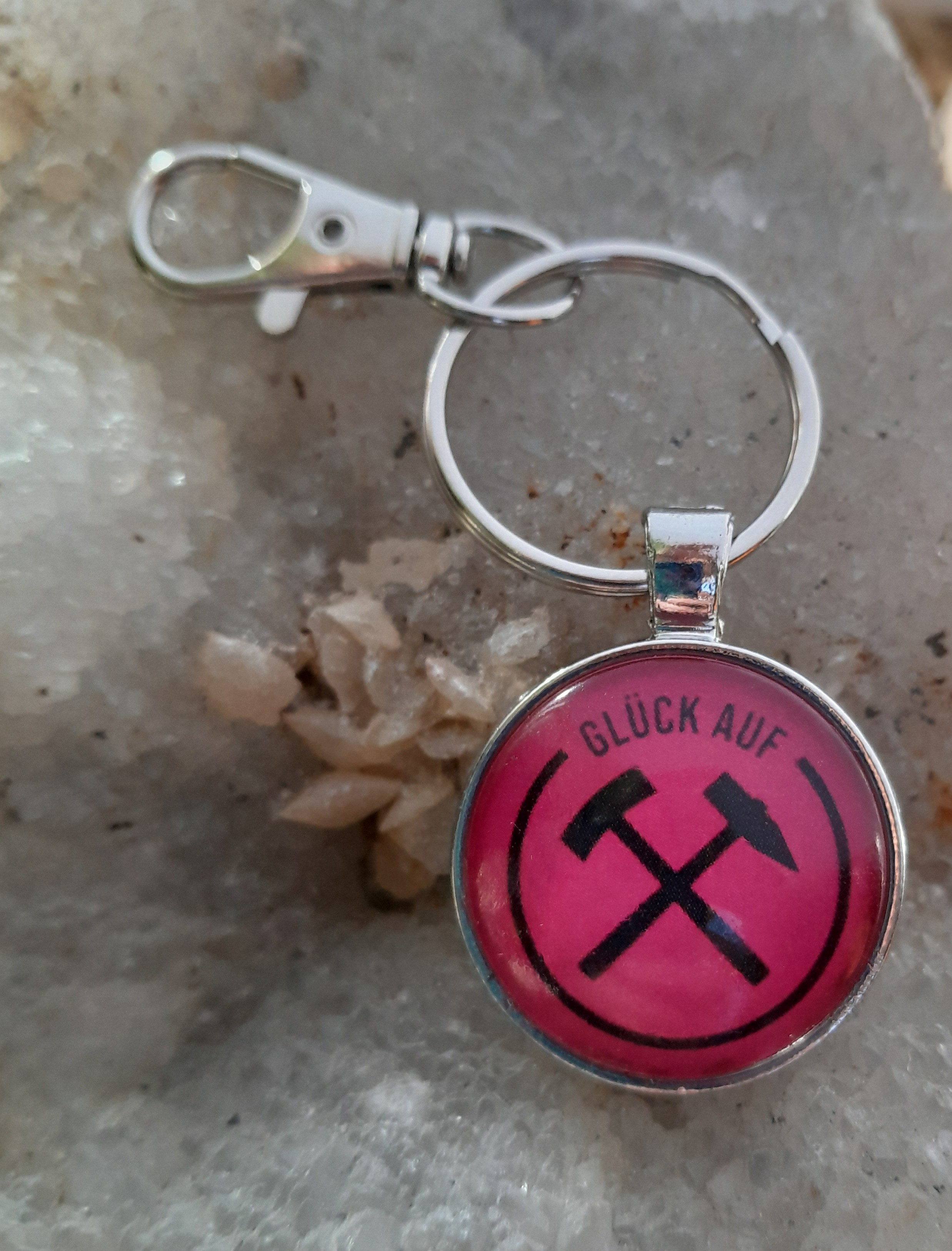 Schlüsselanhänger Glück auf in pink Schlüsselanhänger Glück auf in pink