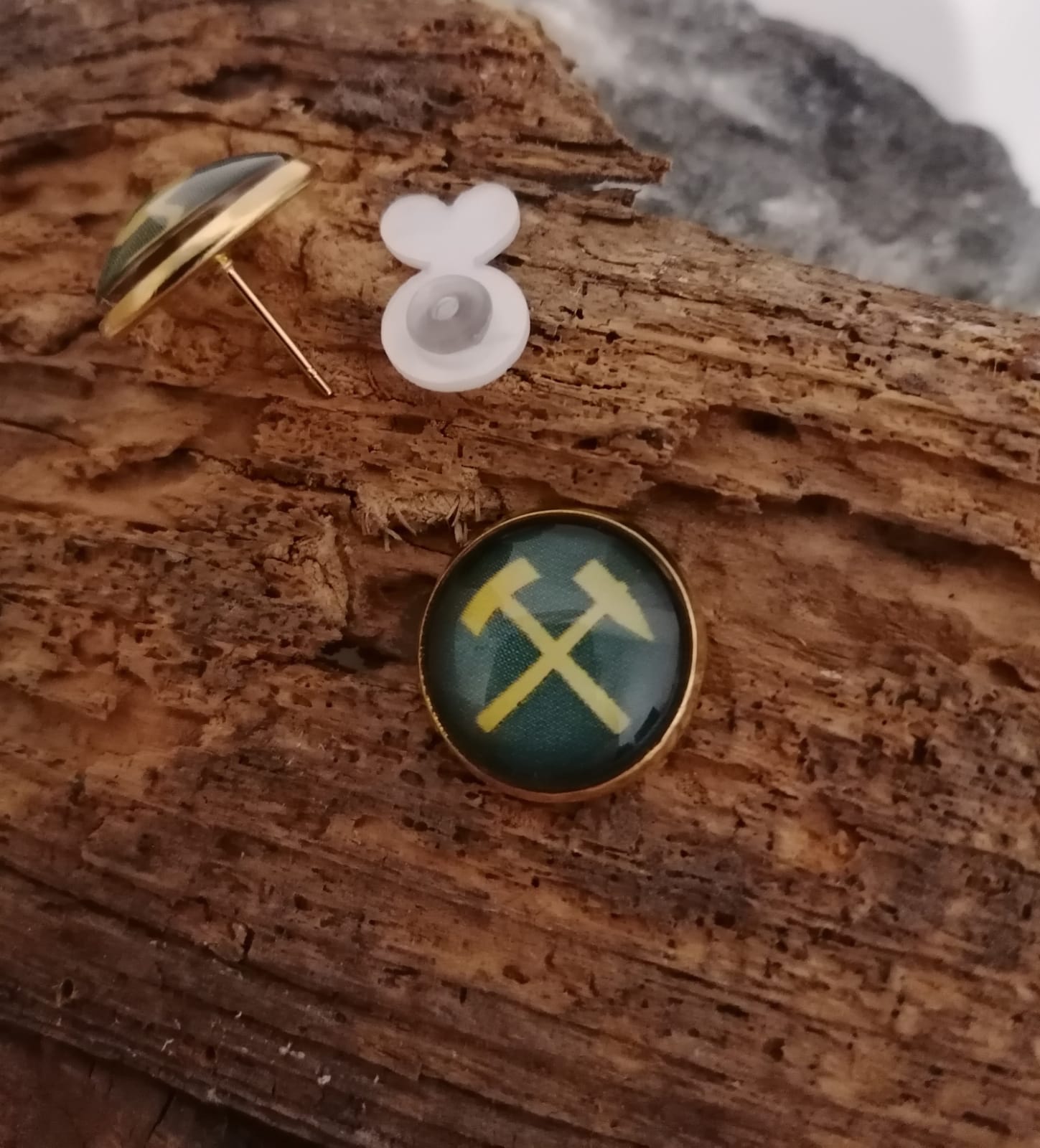 Ohrstecker Schlägel & Eisen in grün/gold Ohrstecker Schlägel & Eisen in grün/gold