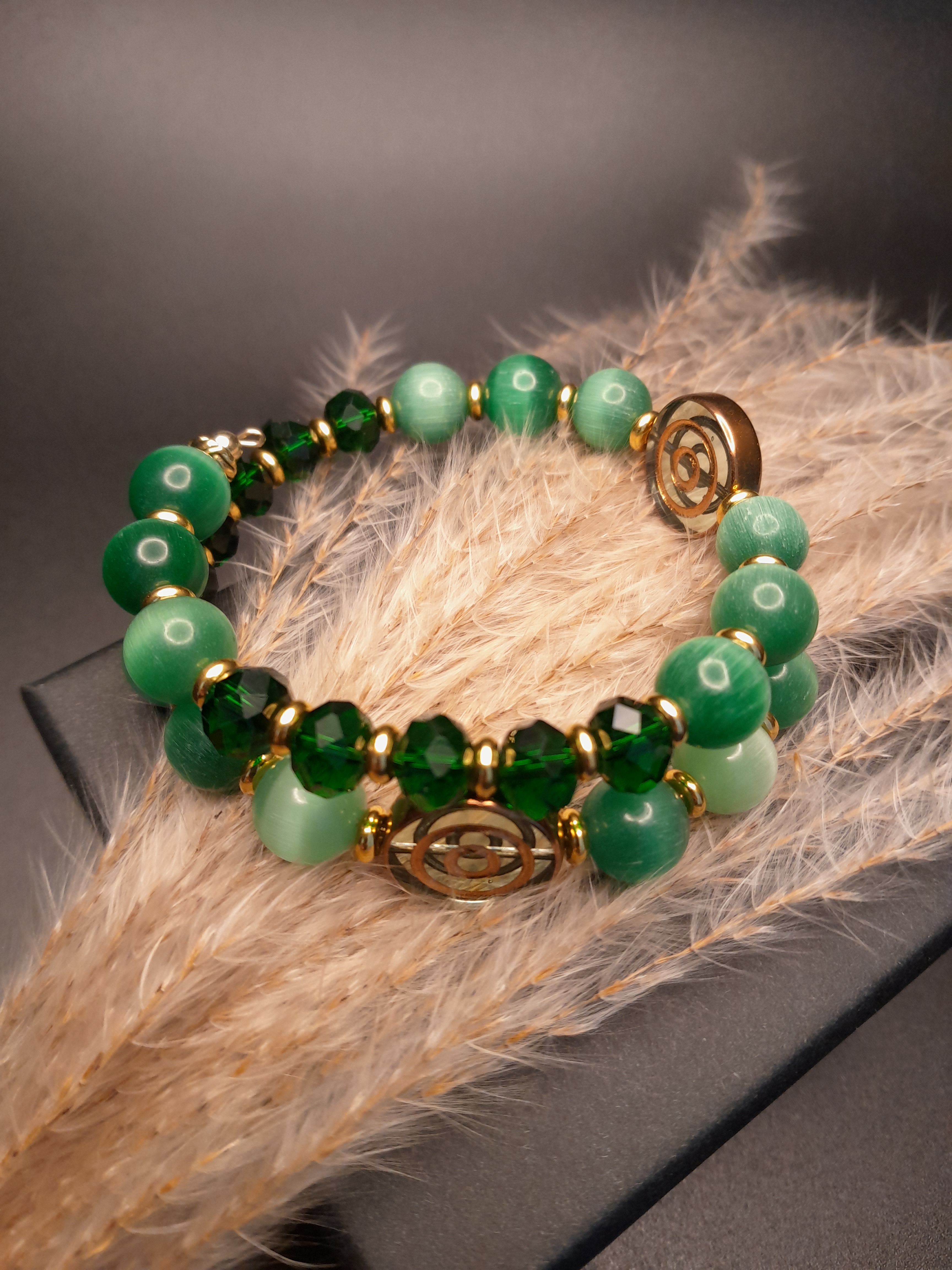 Armband mit Katzenaugen